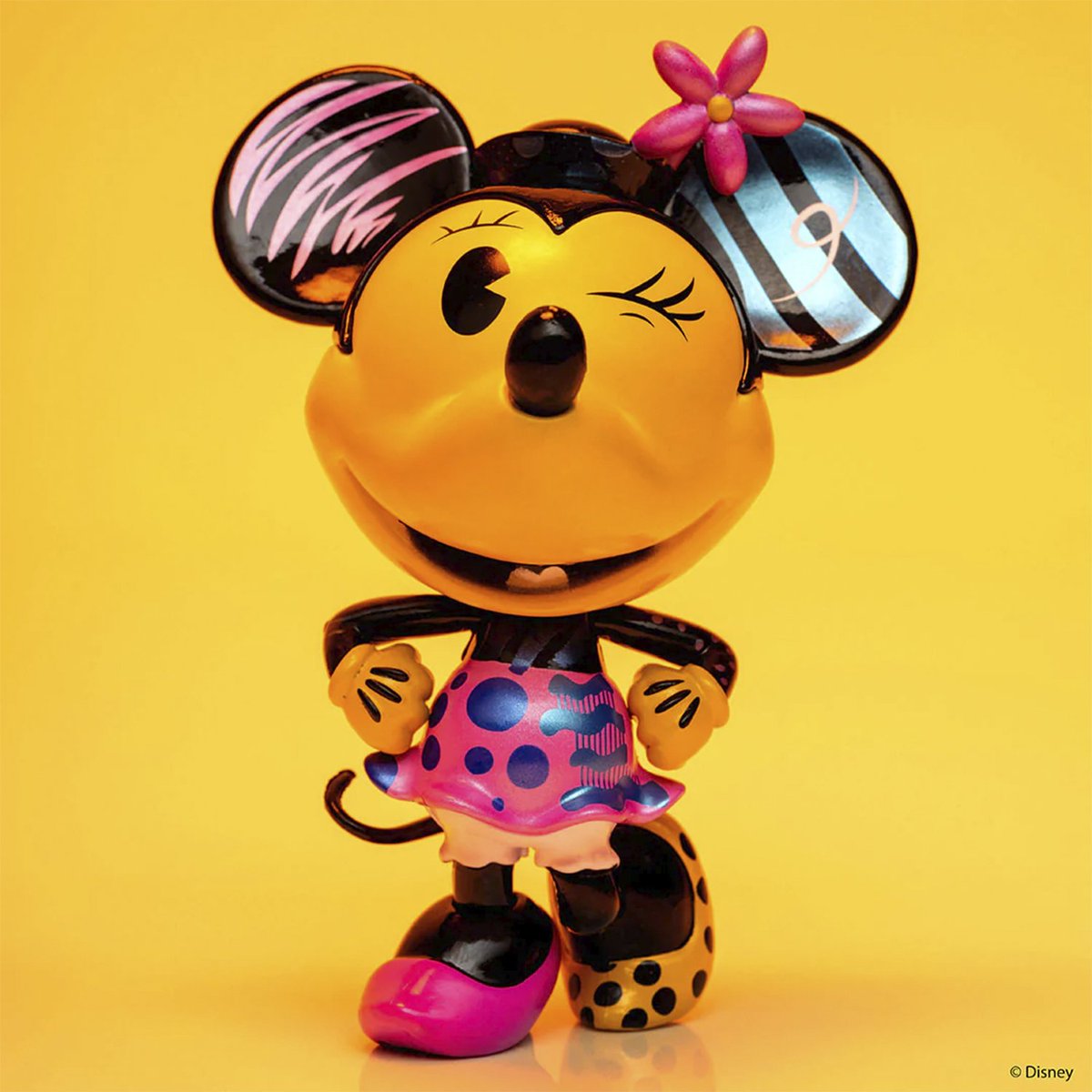 JadaClub's tweet photo. We're loving the new look of the 4" Die-cast Mickey and Minnie. Order yours today exclusively at Jada Next Level. (Link in bio)

#jadatoys #jadanextlevel #mickeymouse #minniemouse #disney #collectiblefigures https://t.co/2XuEPN2fUe