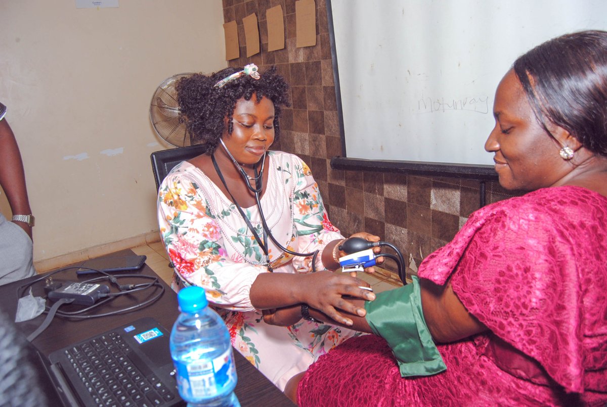 pioneermed_hq's tweet photo. Throwback as we countdown to Curator's Bootcamp '22.
At Curators Bootcamp we convey and train youth volunteers to deliver basic healthcare in their immediate and distant communities.
#curatorsbootcamp #proudlycurator #bridgethehealthgaps #PioneerMed #healthcare https://t.co/XdMBKDcX7c