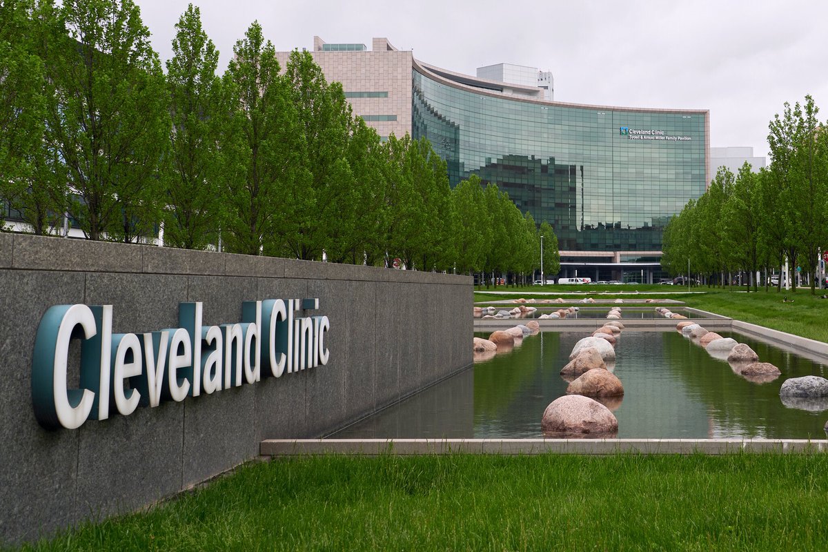 Ricard Corcelles MD (@corcellesmd) on Twitter photo I am honored for my appointment as the Advanced Laparoscopic & Bariatric Surgery Fellowship Program Director at <a href="/CleClinicMD/">Cleveland Clinic MD</a> , thanks <a href="/Ali_Aminian_MD/">Ali Aminian</a> for your support!
Also, grateful for working together with our talented APD <a href="/Rickesha_W_MD/">Rickesha L. Wilson, MD</a> I am honored for my appointment as the Advanced Laparoscopic & Bariatric Surgery Fellowship Program Director at <a href="/CleClinicMD/">Cleveland Clinic MD</a> , thanks <a href="/Ali_Aminian_MD/">Ali Aminian</a> for your support!
Also, grateful for working together with our talented APD <a href="/Rickesha_W_MD/">Rickesha L. Wilson, MD</a>