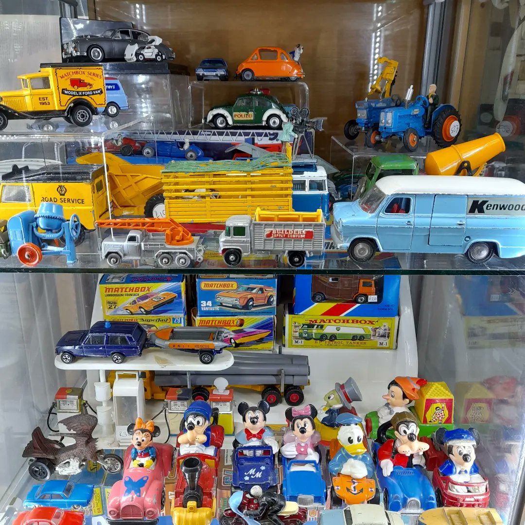 RAM_Toys's tweet photo. Somehow managed to squeeze in a lot of the new die cast in!
#1960s #1970s #1980s #diecast #tinplate #dinky #corgi #matchbox #hotwheels #superfast #redline #brimtoy #triang #morestone #madeinengland🇬🇧 #vintagetoys #vintagetoystore #vintagetoyshop #hernebay #buyinthebayhb @RAM_Toys https://t.co/oNxzkiUoN4