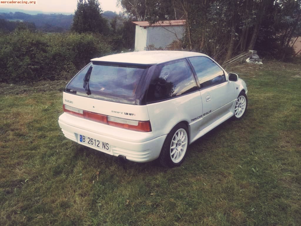 paolopicheca's tweet photo. Piccoli mostri #90s #205gti #cliowilliams #fiestaxr2 #swiftgti https://t.co/C81Ek9fhPh