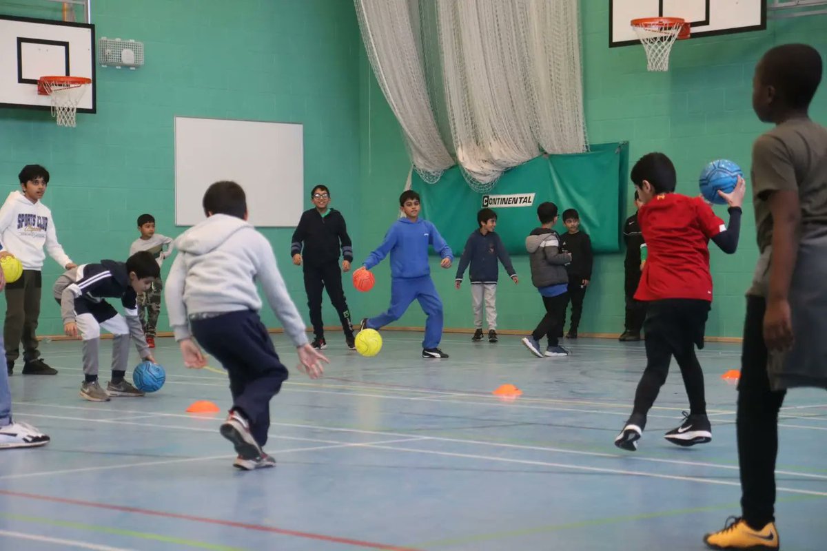 AtfalUK's tweet photo. Some highlights from this morning at the National Ijtema 2022 Sports Day! https://t.co/HRb0WC6Ahp