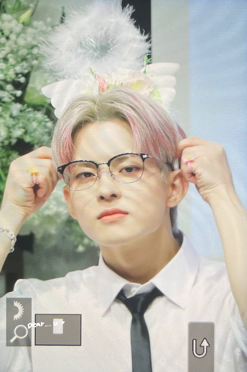 Dear_U405's tweet photo. 221127 팬싸 pre

여기 아기천사 화보 찍는다ㅠ

#빅톤 #VICTON #정수빈 #수빈  
#JUNGSUBIN #SUBIN #Dear_U https://t.co/I1sXR6q8Q2