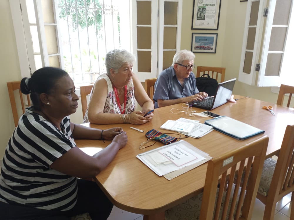 CenesexCuba's tweet photo. #Hoy es domingo de elecciones y Cenesex abre sus puertas. En nuestro centro tiene su sede el puesto de mando de la Comisión Electoral de la Circunscripción No. 23 del municipio Plaza de la Revolución, Consejo Popular Carmelo.

#YoVotoEl27 https://t.co/c5thEPMreV