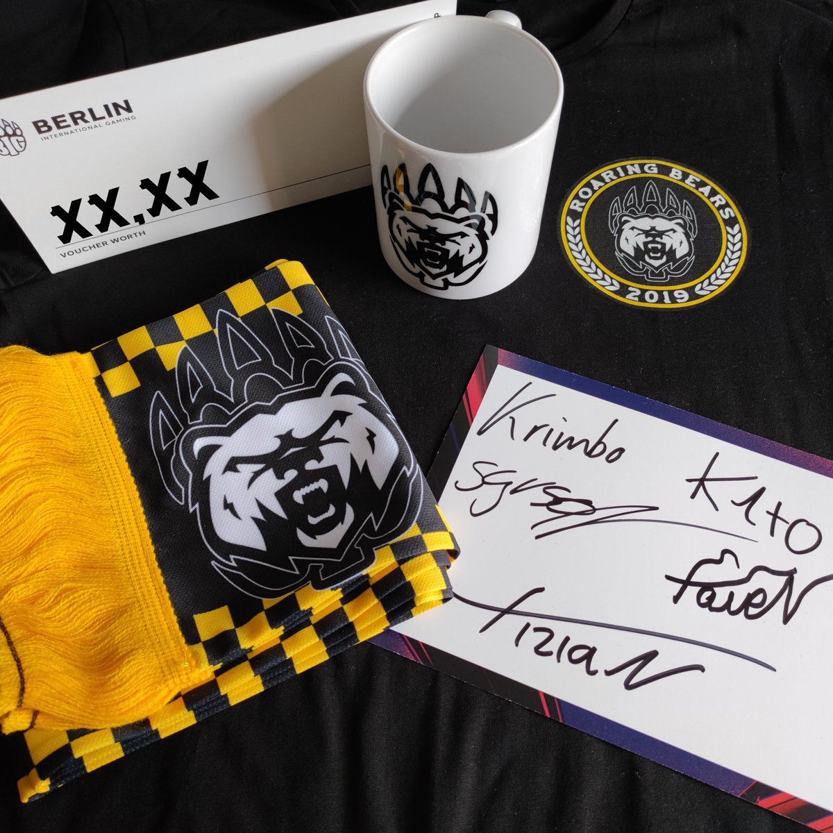Roaring_Bears's tweet photo. 🎄GIVEAWAY #1🎄

1x Roaring Bears Set (Shirt, Schal, Tasse)
1x BIG Shop Gutschein in noch geheimer Höhe
1x Autogramme des BIG Clan

💘 Follow us
💛 Like the post
🔁 Retweet https://t.co/hN6wSYcMN7