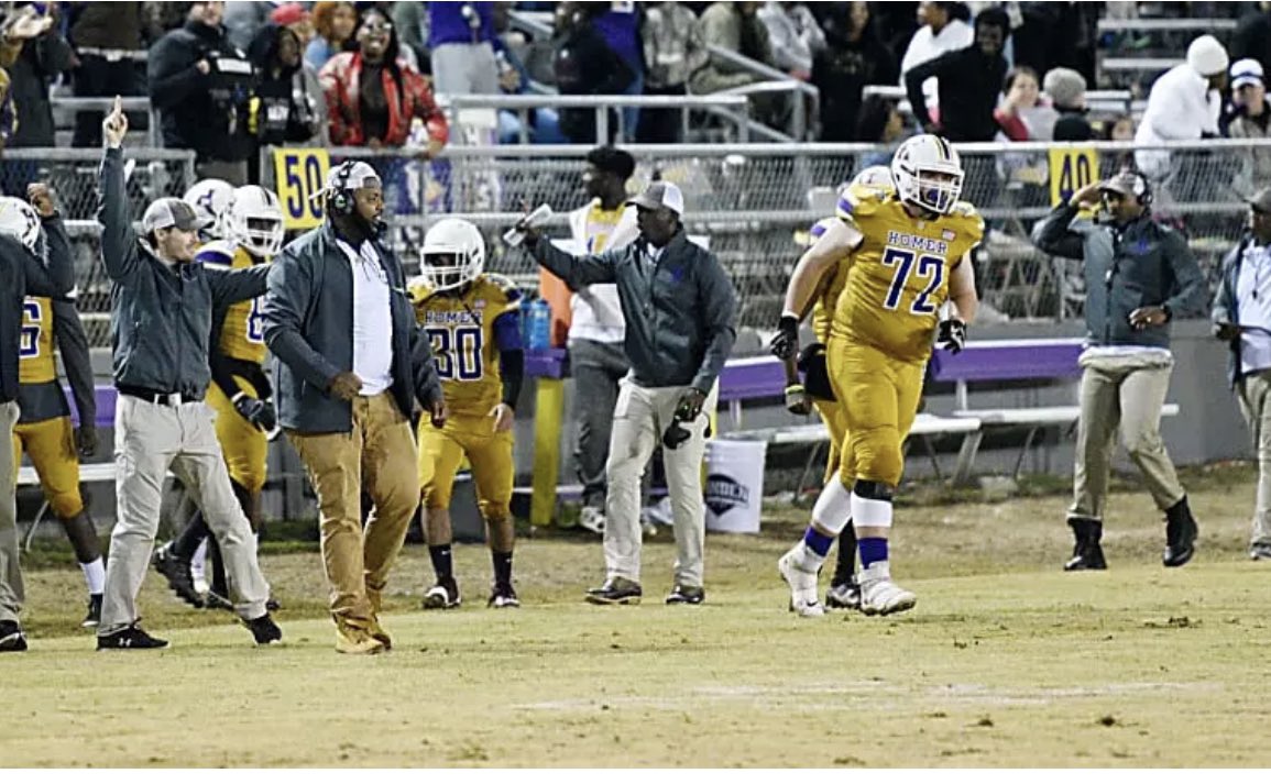 DoubleDspeed2's tweet photo. We do it all for the town! #Homertown #2more2go 🟣🟡 #dbs #nopesquad @NopeDBacademy https://t.co/LOrAMrm9lm