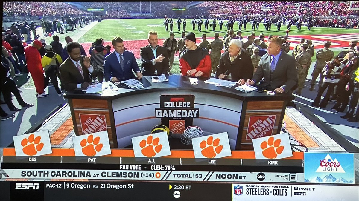 CFB Images that Precede Unfortunate Events tweet media