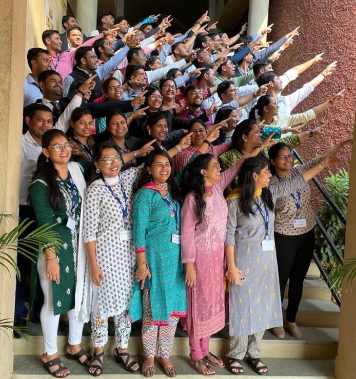 nipun_iss's tweet photo. Signing off the one week module at IGIDR with its “Signature Attitude Photograph”.

@Igidr_Mumbai 
@SChandraasekhar 

#NSSTA
#IGIDR
#Mumbai https://t.co/17GRB5nLyS