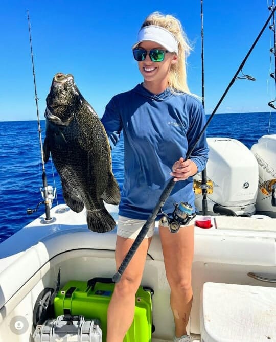 FishingClub19's tweet photo. Fish lover girl
#fish #fishig #USA #sundayvibes #Kindle #Congress https://t.co/hXY8Xn3DJT
