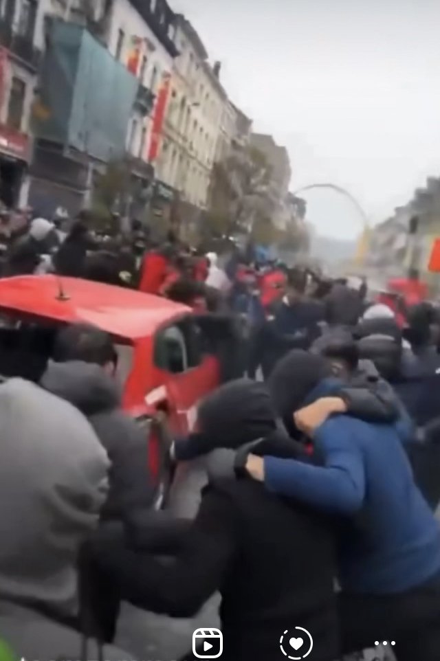 TonPereLaTurlut's tweet photo. La gestion de Bruxelles par le PS en 2 images. @PhilippeClose DÉMISSION !!! https://t.co/31azriufRS