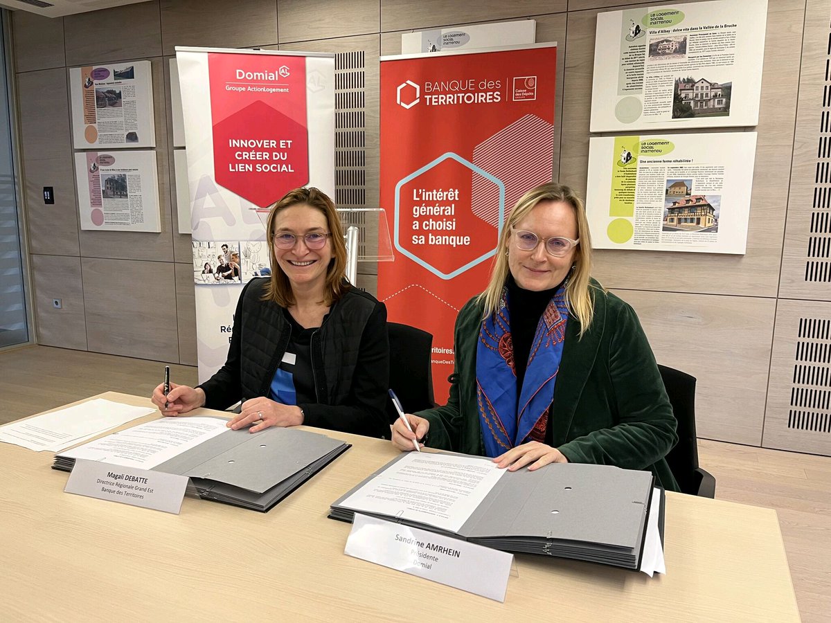BdT_GrandEst's tweet photo. 👷‍♂️🏗 Un partenariat [2022-2024] estimé à 214 M€ au bénéfice du #logement social en Alsace a été signé par @BdT_GrandEst et @DomialLogements, filiale du groupe @ActionLogement ✅construction de 1500 logements ✅réhabilitation et résidentialisation de 590 logements @BanqueDesTerr https://t.co/zX0O7sMIim