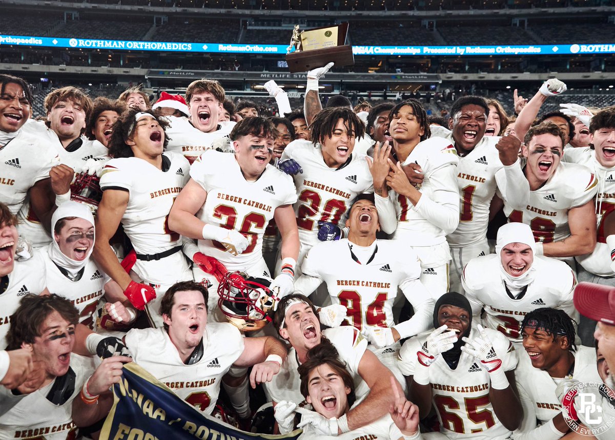 bccoachvito's tweet photo. Winners Win, Live this Life with a full heart! Beyond Grateful for you guys @BergenCathFBall @BCFootballAlum https://t.co/8jiNSdZKbU