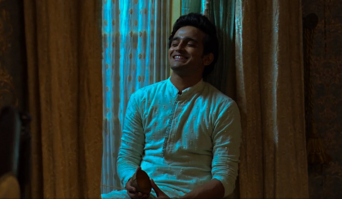 _thatMoodyKid's tweet photo. "Jaise andhere me roshni laane ke liye ek jugnu kaafi hota hai, waise badlav ke liye mein ek paagal hi kaafi hu.."
~Anirudh Roy Chowdhury.
Anirudh Roy Chowdhury, I'll BE you. 🤍✨
#BarristerBabu #AnirudhRoyChowdhury #PravishtMishra https://t.co/aXwbv5AIDz
