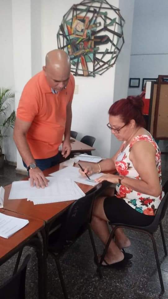 MigdaliaRodriq4's tweet photo. Voto por el fortalecimiento del Sistema Político Cubano desde la base.
@AsambleaMunic10 
@MorfaSusely https://t.co/797brggbtn