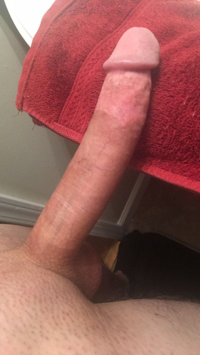 dickrater253's tweet photo. Super long, nice veins and balls, clean shaven, could be a little thicker but that's just nitpicking, two 10/10 in a row!
#cockrate #dickrate #ballrate #cumrate https://t.co/xvr37fBSTr