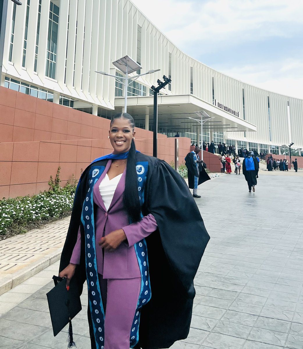phiri_liyah's tweet photo. A conclusion of one chapter, the beginning of another https://t.co/jLvS2ZHhut