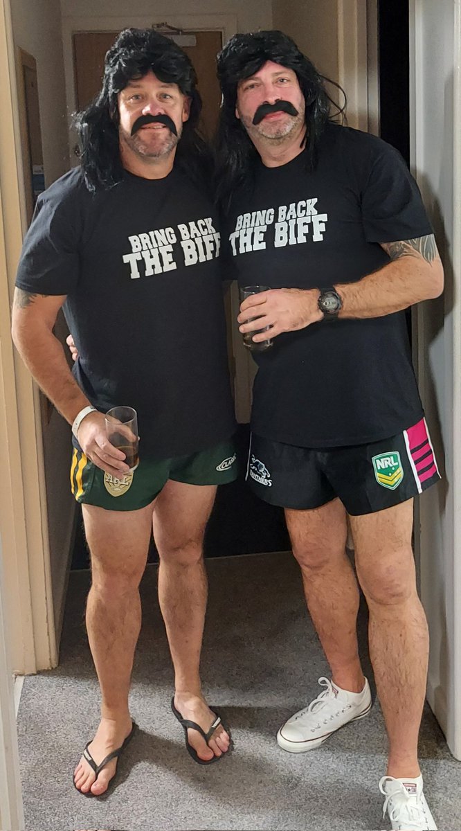 GBPoliceMastRL's tweet photo. Looking good chaps ππ
@FOXNRL @Waggataurus @Rich_Ellis11 @Gibmeister111 @Butlins
#bringbackthebiff #regreagan #IYKYK #80sweekender https://t.co/ND23rGXJsU