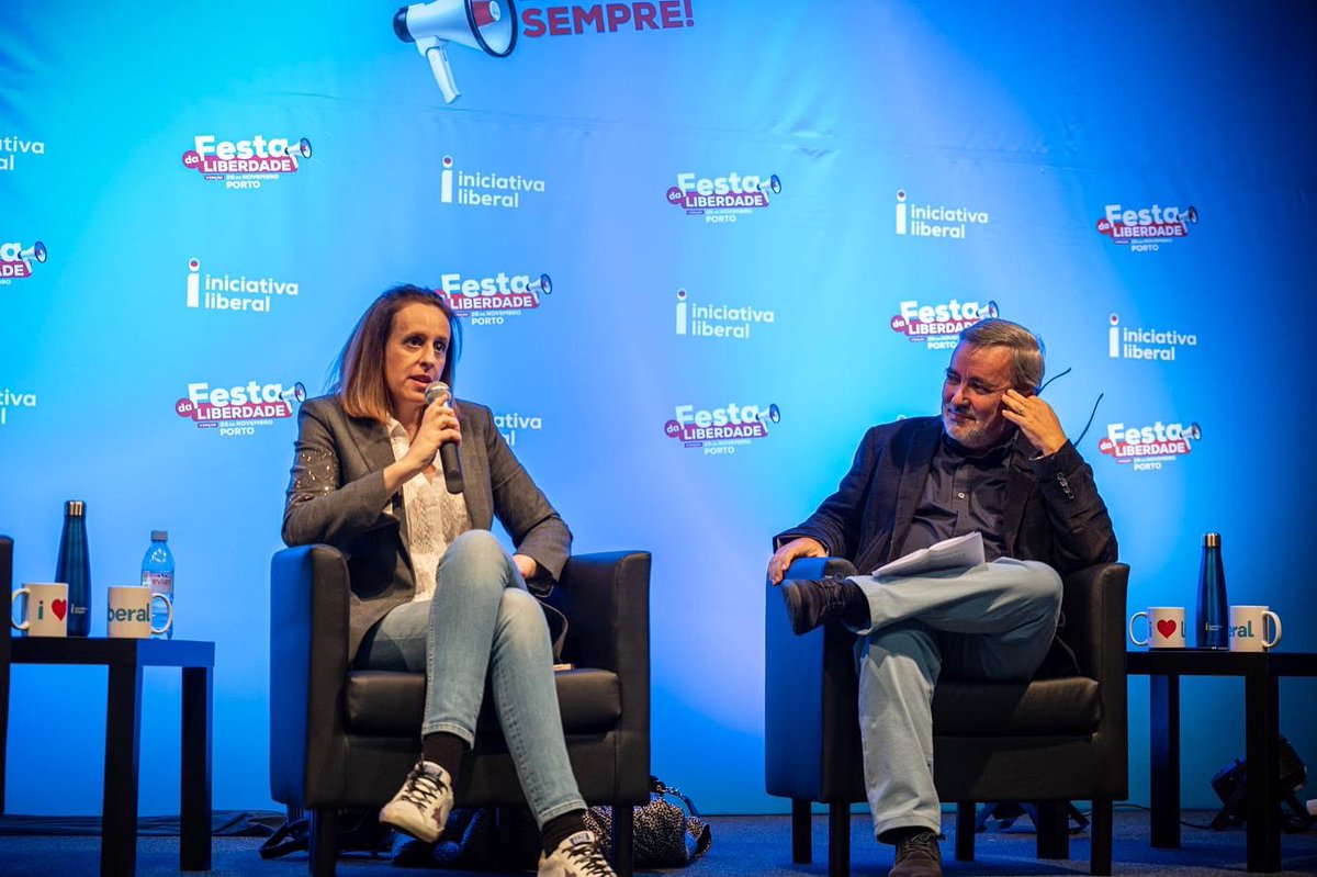 LiberalPT's tweet photo. 🔴🔵 25 de Novembro sempre!

5ª Festa da Liberdade

Painel "O papel da Constituição como garante de direitos, liberdades e garantias"

@TeresaViolante e @jcaetanodias 

#PortugalMaisLiberal https://t.co/X4tfJDgRAS