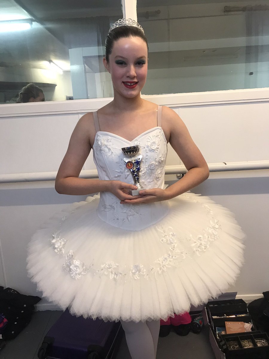 hayleyjones38's tweet photo. Proud mum moment. Onto opens #dancinglife #dancemum 🩰❤️ https://t.co/WU8z4NPDrO