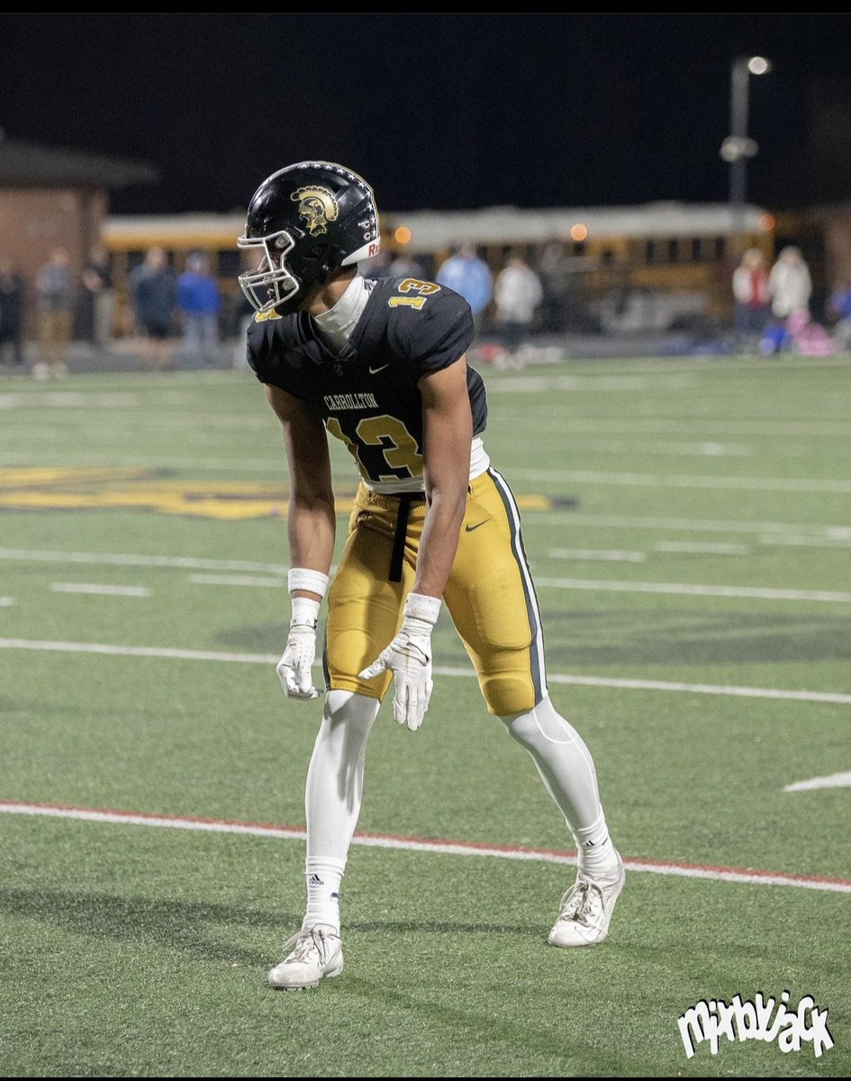 calebodomm's tweet photo. Had 5 catches 120 yds and a touchdown in the 3rd round. Blessed to have another week to prepare for the semifinals!! @Carrollton_High @CoachJoeyKing @JoshBarge12 https://t.co/wrvAhXGnyG