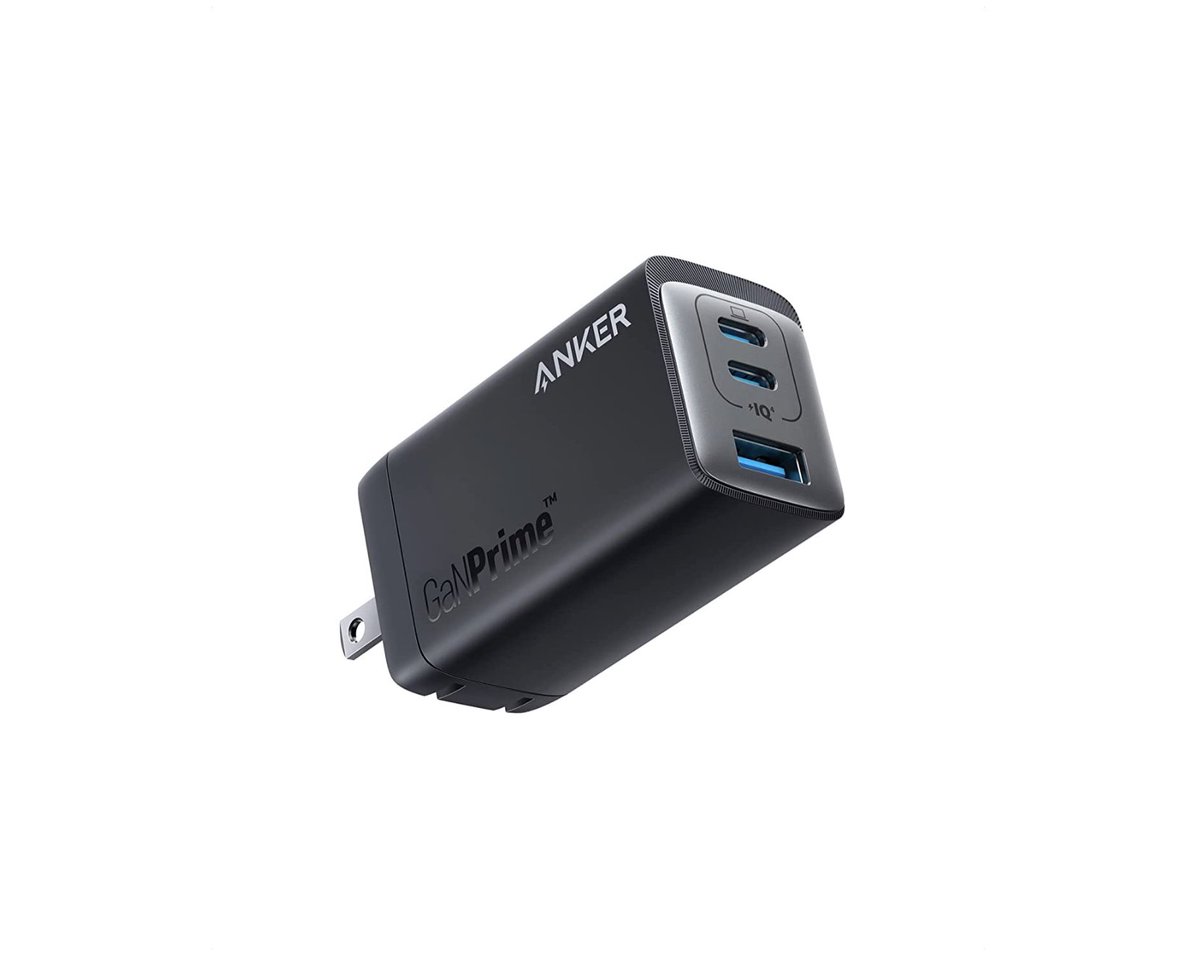 TechFromDad's tweet image. If you find yourself carrying a bunch of power bricks to charge your devices… replace them all with this one. I use this one charger to charge my #macbook &amp;amp; #ipad &amp;amp; #iphone … it’s also half the size of a MacBook power brick.
@AnkerOfficial #deals #amazon
amzn.to/3VjmbSs