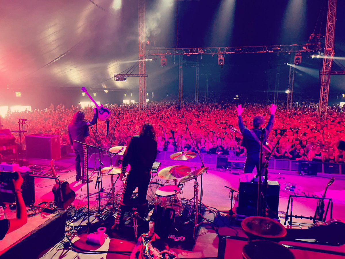 lastbandoleros's tweet photo. Hope everyone had a great holiday, can’t wait to get back out on the road. #texflex #cherrytreemusiccompany https://t.co/M6vsUITvIz