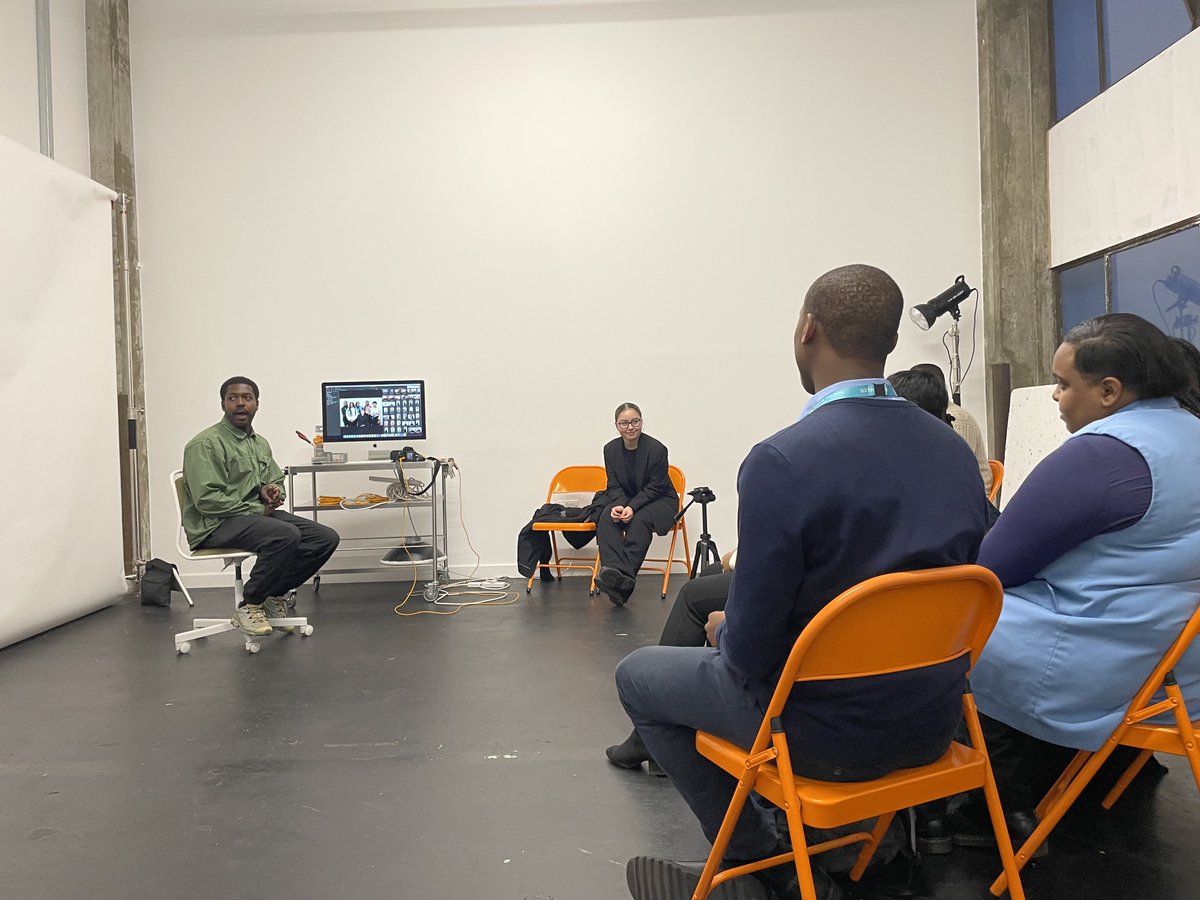 Harris Tottenham Sixth Form tweet media