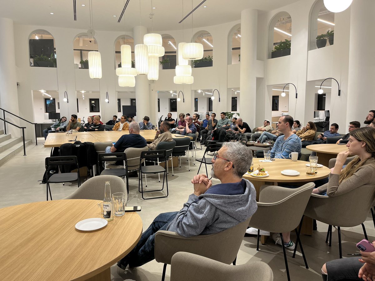 Inbar Tal tweet media