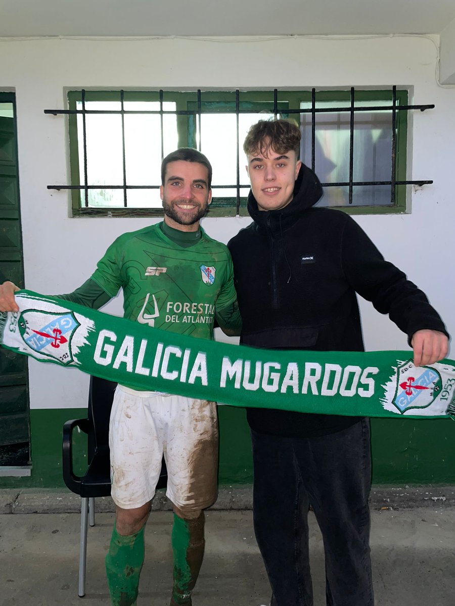 GaliciaMugardos's tweet photo. Gañador do sorteo da bufanda do club co goleador do partido Diego Chis.

Noraboa 👏🏽💚 https://t.co/uFqPzERAwV