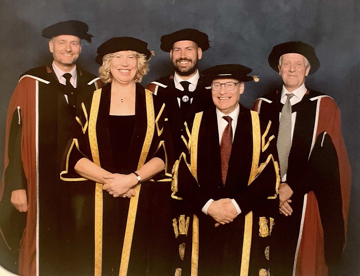 The Peak District Mountain Rescue Organisation has been awarded an Honorary Doctorate of Science from Sheffield Hallam University 
 "For its outstanding, sustained contribution to public safety and wellbeing through the service of selfless, dedicated volunteers"