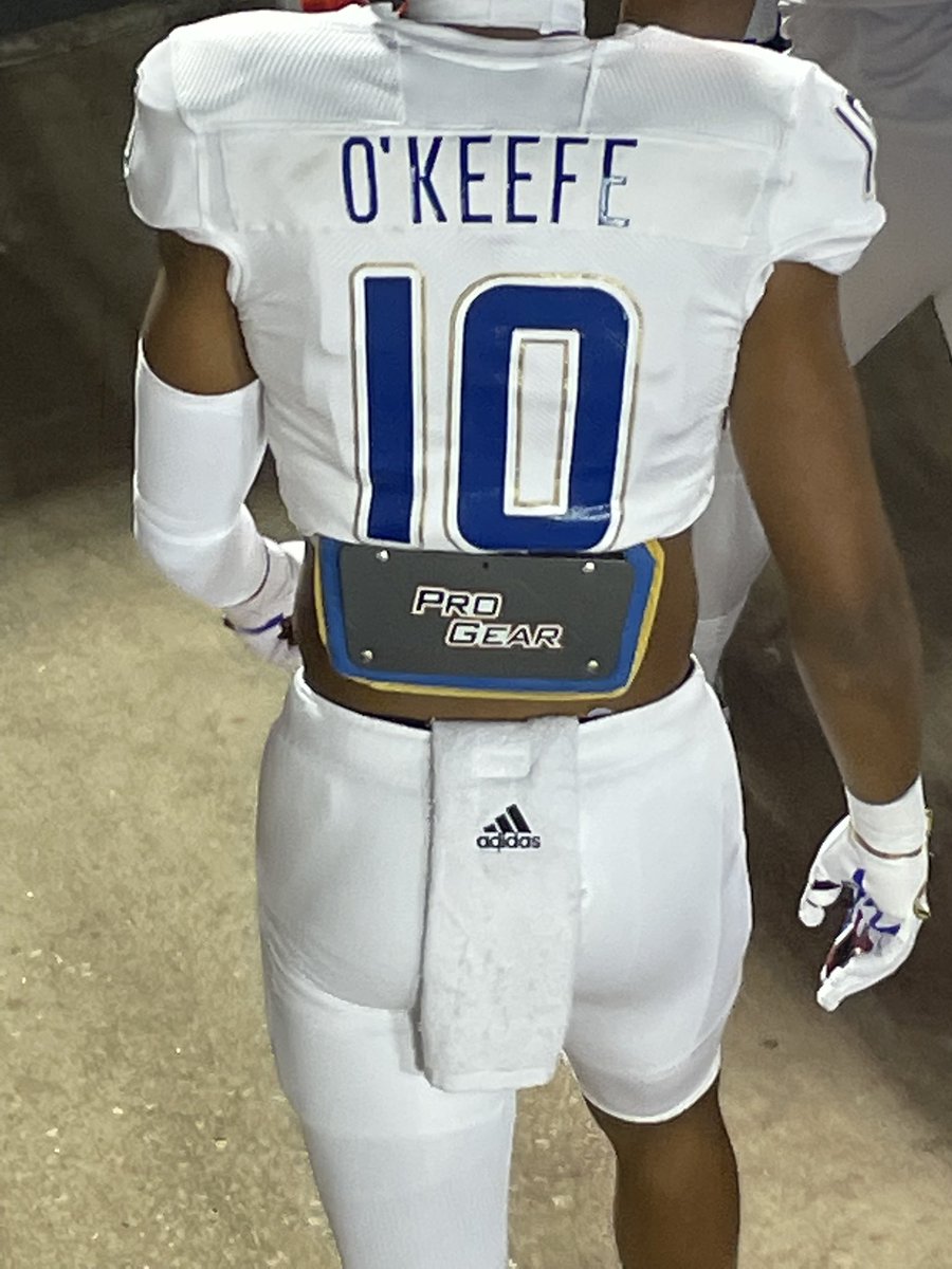 AP_OKeefe's tweet photo. We had so much fun cheering on Tulsa football last night!  So proud of you, Sean!  @sean_deon https://t.co/2lSKopgPlR