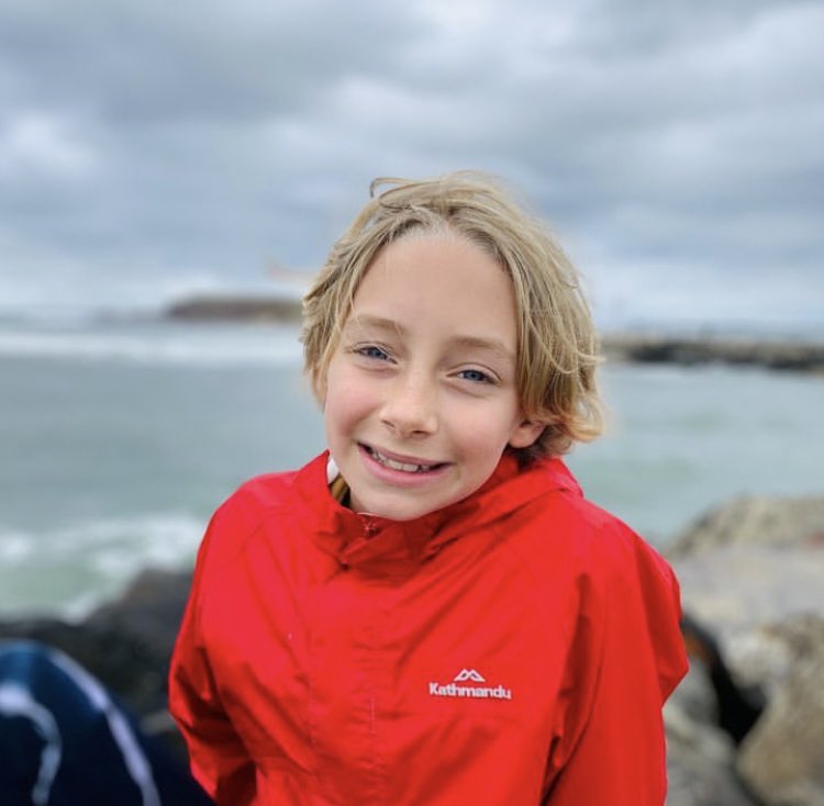 leukaemiauk's tweet photo. 14-year-old Maggie is currently in hospital and urgently needs a stem cell transplant to cure her Acute Myeloid Leukemia.
Please follow the link to register as a potential donor
https://t.co/m3spZAjWfw
#match4maggie #Leukaemia #all #leukemia #bloodcancer
https://t.co/fsEJHFYED8