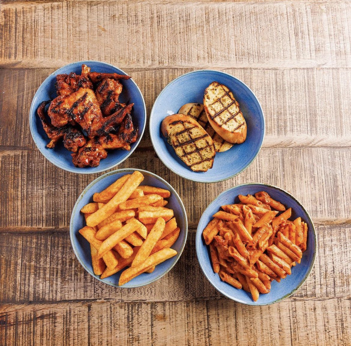 PiriFino's tweet photo. What better way to watch the World Cup…🏆

We deliver so you can enjoy in the comfort of your own home. https://t.co/kB2FCpiOdk