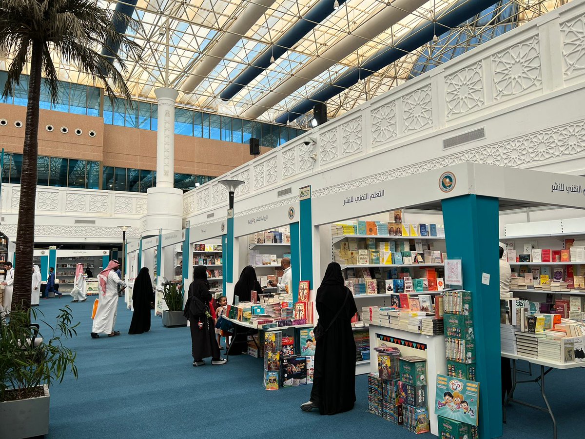 Creativity_EX's tweet image. آخر أعمالنا الأكثر إبداعا وتأثيرا 🔥
تصميم وتنفيذ الأجنحة الخاصة بمعرض جامعة  الملك فيصل الثاني للكتاب ↙️

 #خبراء_الابداع #تنظيم_معارض_ومؤتمرات #creativityexperts