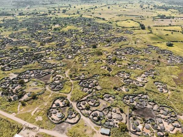 AfricaFactsZone's tweet photo. A village called Nakapelmoru in Karamoja Region, Uganda.

📷 Ssebuuma Ivan. https://t.co/9rRYKgbv2h