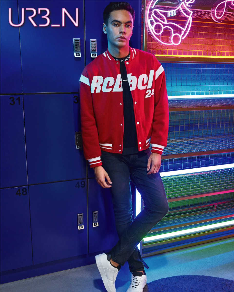 maxfashionMENA's tweet photo. Feel good with this cool vibrant red jacket😎
Shop our urban collection in-stores and https://t.co/elGsSVzyiN, prices starting from 65 DHS/SAR
#MyMaxStyle #newcollection #fashion #trends #wintercollection #urbancollection https://t.co/nRc9zqL8zi