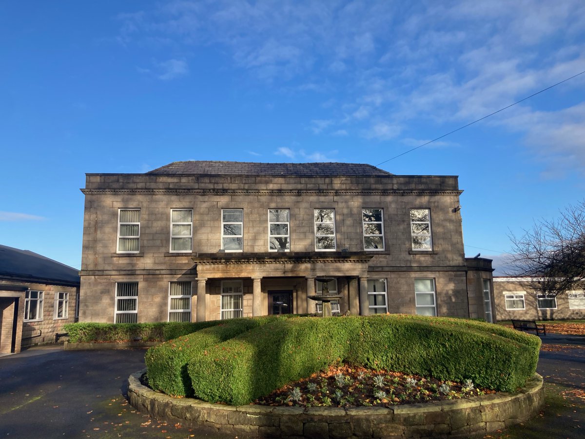 BOCS_England's tweet image. Happy #LancashireDay! We are lucky to have our Lancashire base, Lisieux Hall, situated on such beautiful grounds 🌹