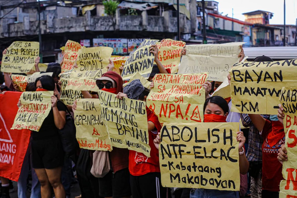 drhenry4's tweet photo. Hinde naman sila nagre-recruit mag NPA...
Nag-iimbita lang. 
Mukhang malake ang problema nila sa NTF-ELCAC. Bakit kaya?? https://t.co/AhgCOp2I2e