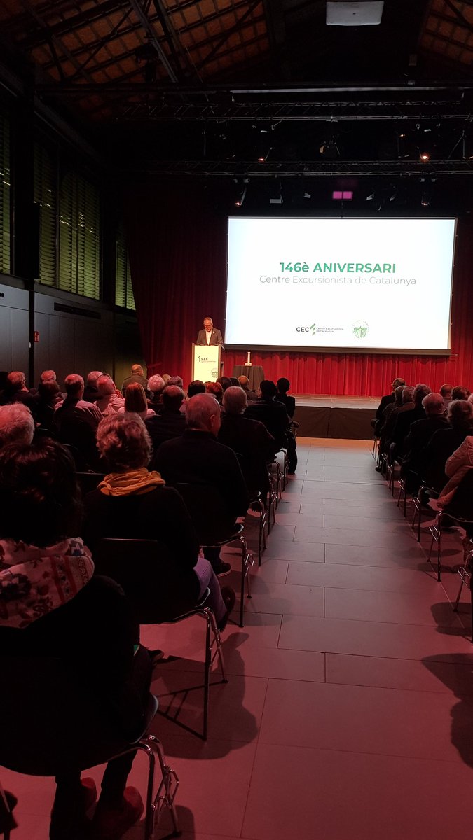CEC_cat's tweet photo. Avui celebrem el nostre 146è aniversari! Un acte de retrobada entre amics socis i sòcies al @ElBornCCM!
En el marc d’aquesta celebració, el #CEC ha entregat la seva màxima distinció, el premi Columna, al soci Jordi Pons en reconeixement a la seva llarga trajectòria!
#SomCEC https://t.co/8Xj7U3aIQE