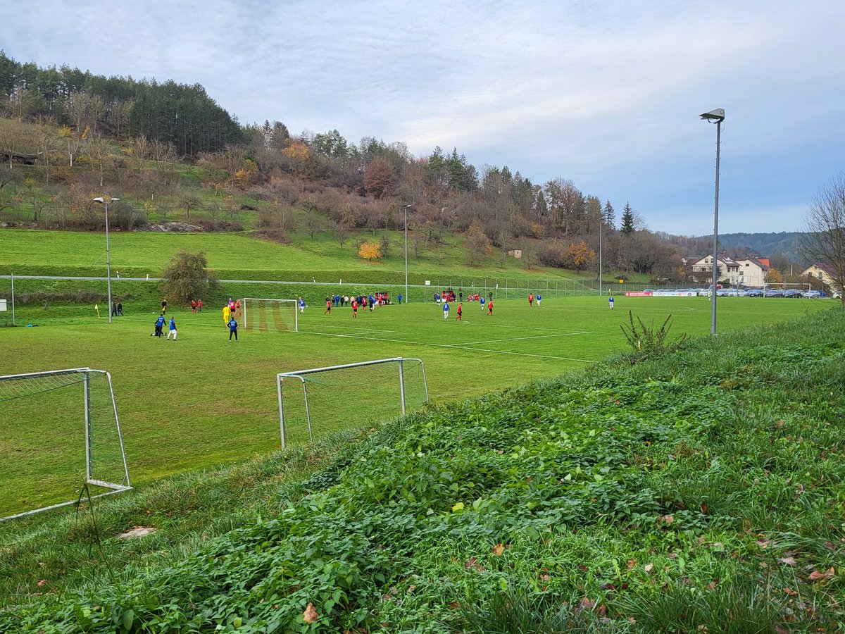 LennoxLudi65's tweet photo. Sonntagsfreuden rund um #Tauberbischofsheim. Das Spiel in #Hundheim fiel wegen Nebels aus, daher ging es nach #Külsheim (11. Liga) und dann nach #Dittwar (8. Liga). #groundhopping #sundayvibes #amateure https://t.co/LA5pmFKie1
