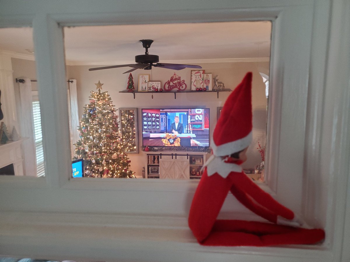 kennybeckWXII's tweet image. When you're supposed to be watching the kids and reporting to Santa, but you're secretly watching @ScottHanson and week 12 of the NFL #elfproblems
