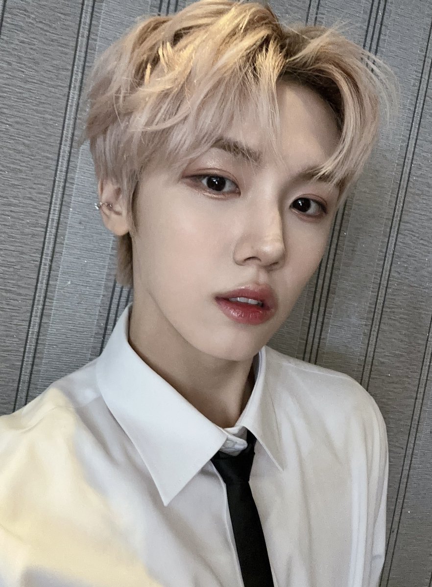 08Minseo_'s tweet photo. 액이야.. https://t.co/uewLuWj6Bj