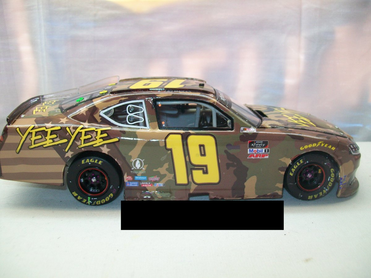 TazRacing88's tweet photo. @BrandonJonesRac @YeeYeeApparel Looks good in a diecast https://t.co/WvOsjGVmbE