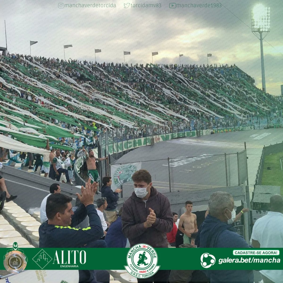 torcidamv83's tweet photo. Não foi o vento. Foi a Mancha!
Um ano do tricampeonato da Libertadores!
Um ano do dia em que o Palmeiras foi mais Palmeiras do que nunca!
Um ano do dia em que a Mancha foi mais Mancha do que nunca!

Contínuação ➡️ https://t.co/h5YfJTHlmu https://t.co/UmYtR1HEsh
