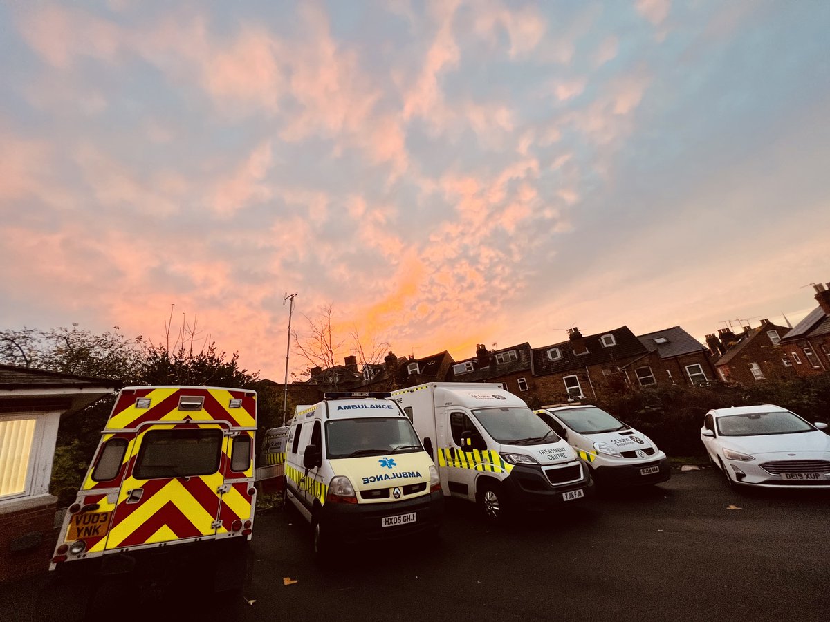 Been a long day, but a very interesting one. Assisting for in the technical setup of <a href="/stjohnambulance/">St John Ambulance England</a> <a href="/SJAWestComms/">SWR Operational Communications</a> control room. Covering all basis from desk setup to repeaters and antennas. With a beautiful sunset to see the day out. #MySJADay #TeamSJA #AskMe