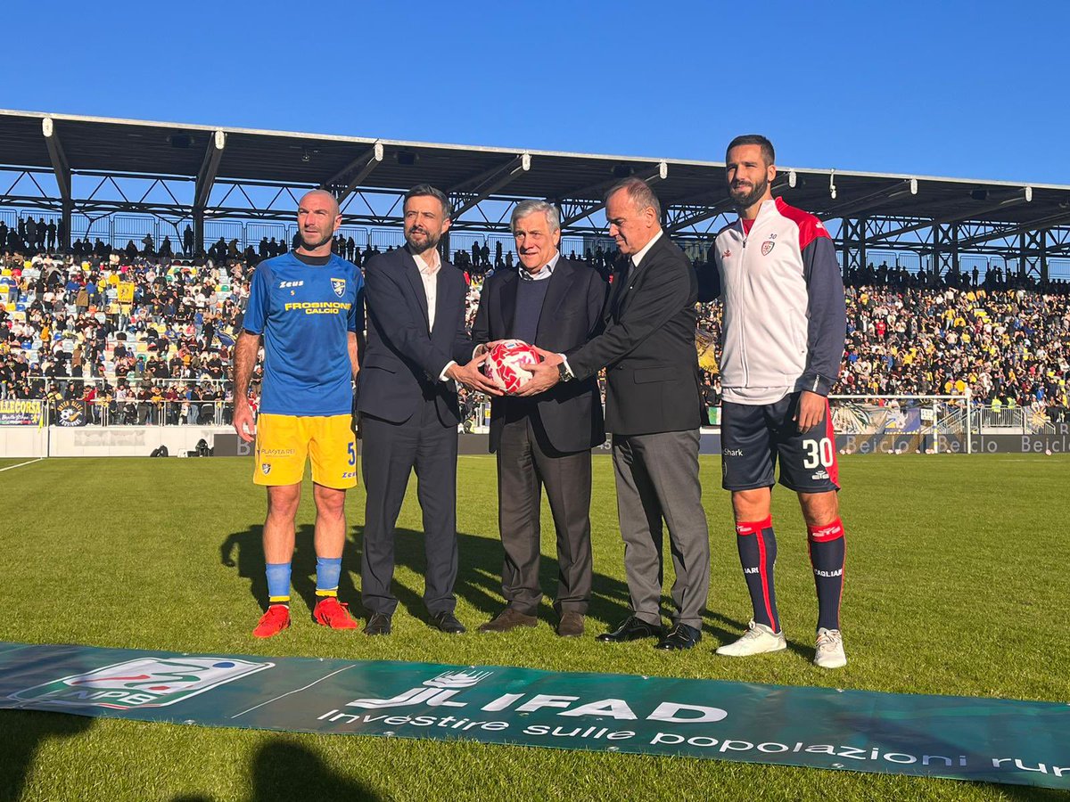 IFADPresident's tweet photo. What a great way to celebrate @Lega_B’s support of @IFAD over the last few weeks at Benito Stirpe stadium. 

Thanks to them, many more people are aware of the vital role small-scale farmers play in feeding the world. https://t.co/13ZZwpYuRg
