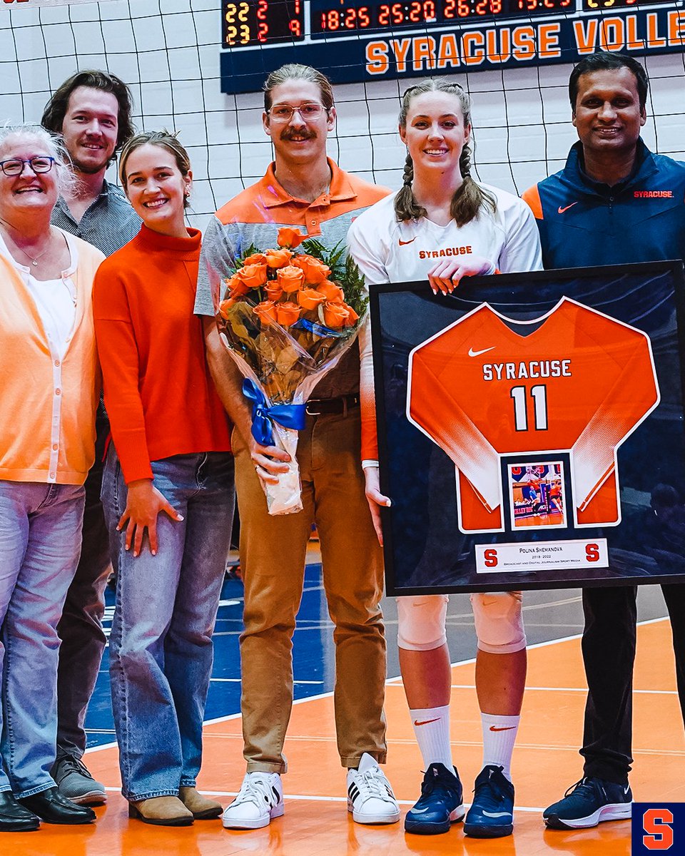 CuseVB's tweet photo. We had such a blast celebrating our seniors! Thanks to the 🍊4️⃣ for everything!🥳🥳 https://t.co/BpzzDFOf9h