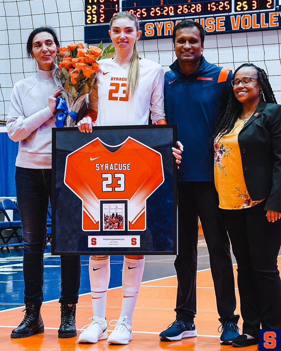 CuseVB's tweet photo. We had such a blast celebrating our seniors! Thanks to the 🍊4️⃣ for everything!🥳🥳 https://t.co/BpzzDFOf9h