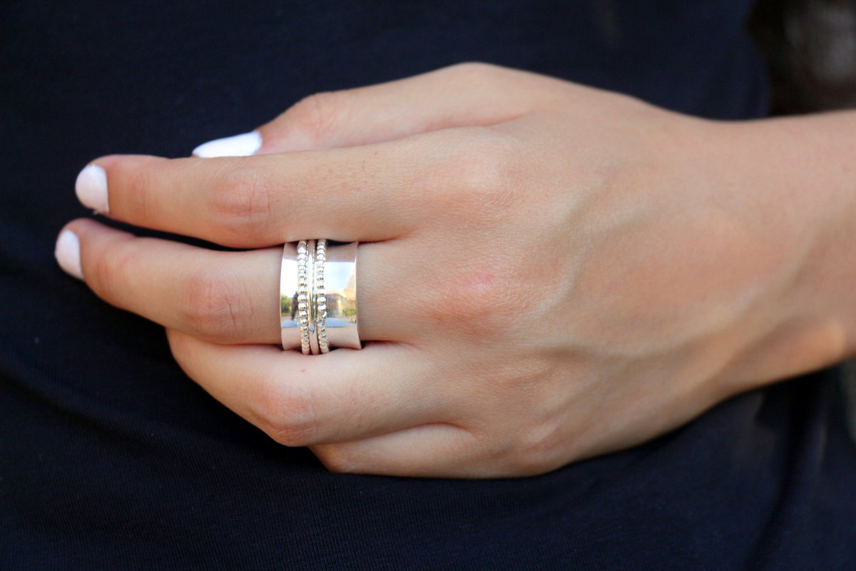 2LiliesDesigns's tweet photo. Silver Spinner Ring, Women Kinetic Ring, Sterling Silver Wide Ring, Meditation Fidget Anxiety Stress Relieving Worry Ring, Wide Band Jewelry #silver #wedding #meditationring #kineticring #spinnerring #statementring #womensilverring #widering #handmade https://t.co/8pj4vdTPAl https://t.co/gulBKVZ09M