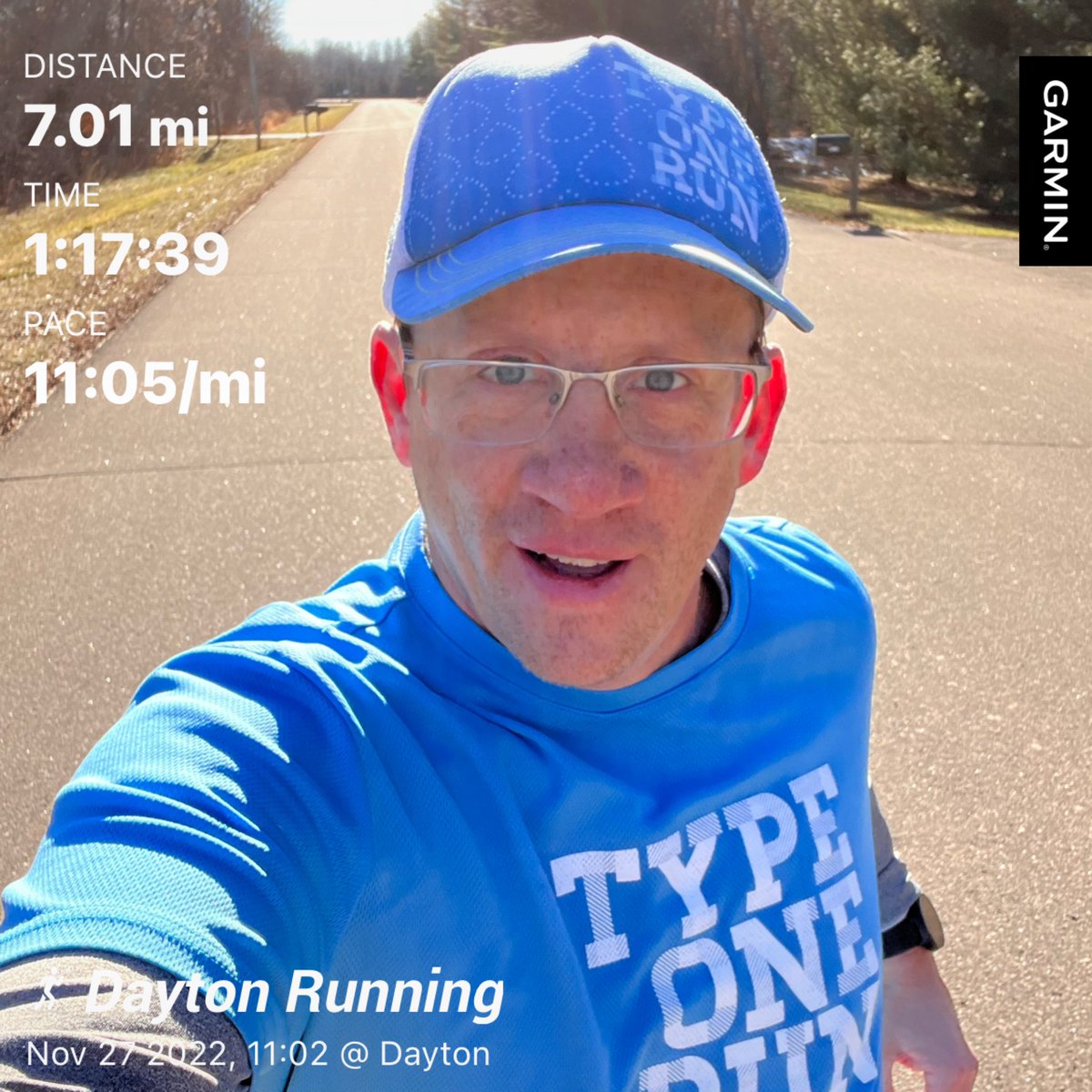 salguodmai's tweet photo. #MesaMarathon #FlyingPigMarathon #TwinCitiesMarathon #NYCMarathon one week it will be #StJudesMemphisMarathon #TypeOneRun 2022 has been busy. #RunChat https://t.co/Y777P3ONab